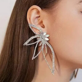 Zircoin Maple Leaf Fashion Earrings