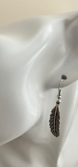 Elegant Silver Leaf Earrings